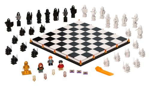 76392 Hogwarts Wizard’s Chess Sets