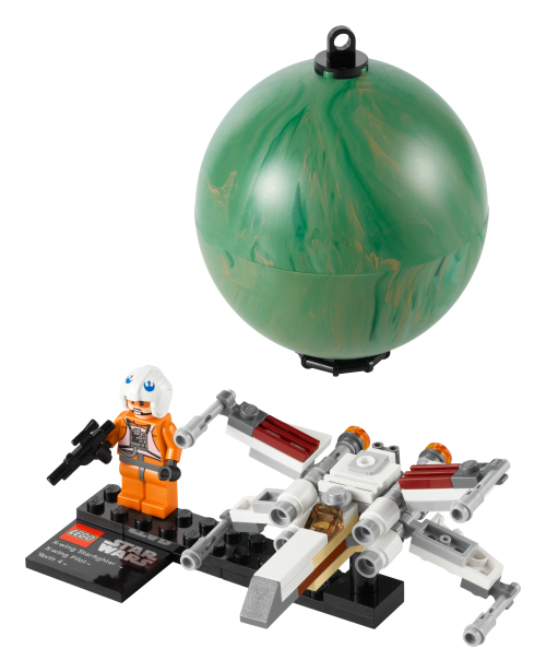 9677 X-wing Starfighter & Yavin 4 Sets