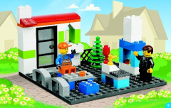 LEGO 10659 instructions page 15 – build guide