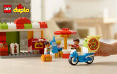 LEGO 10834 instructions page 18 – build guide