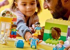 LEGO 10992 instructions page 16 – build guide