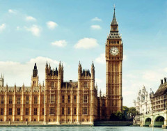 LEGO 21034 instructions page 7 – build guide