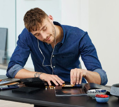 LEGO 31199 instructions page 12 – build guide