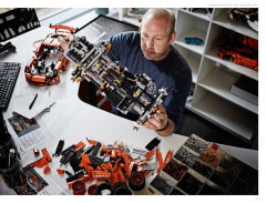 LEGO 42056 instructions page 29 – build guide