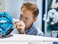 LEGO 42083 instructions page 19 – build guide