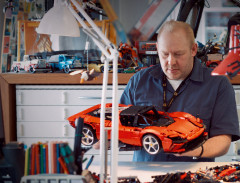 LEGO 42143 instructions page 18 – build guide