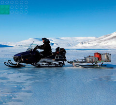 LEGO 45203 instructions page 9 – build guide